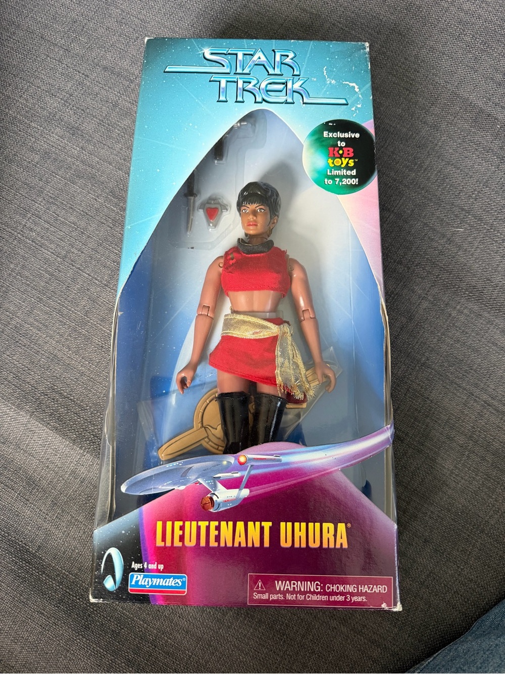 Lieutenant Uhura action figure in package Playmates 1998 Paramount 9” NIB